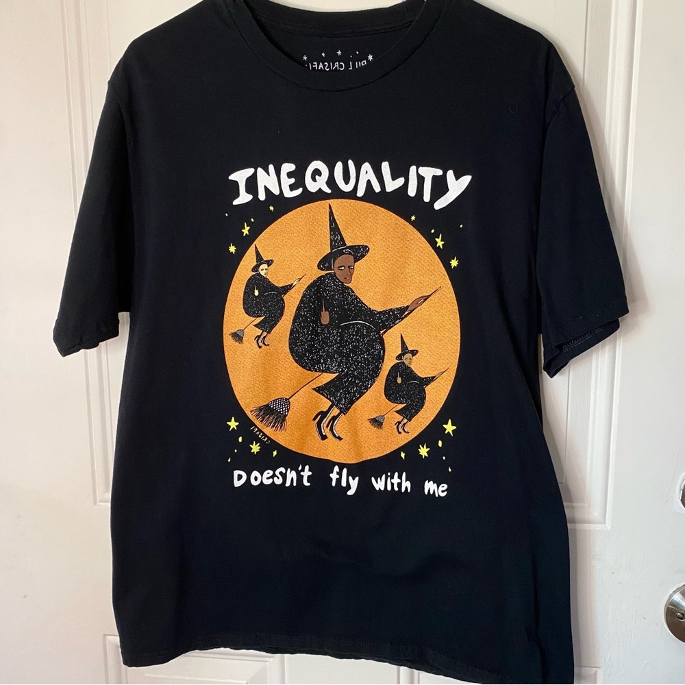 Bill Crisafi Witches T-shirt - Picture 2 of 3
